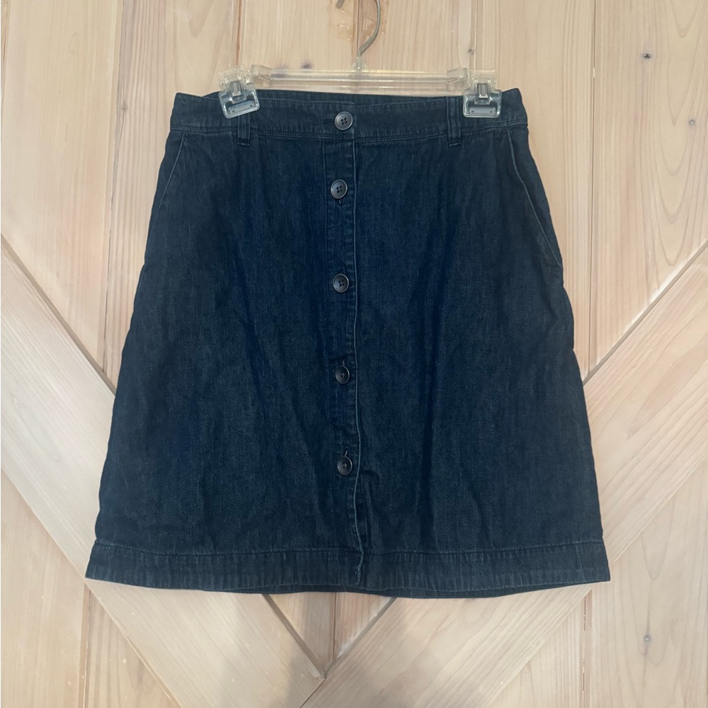 Lands’ End Denim Button Front Skirt Petite